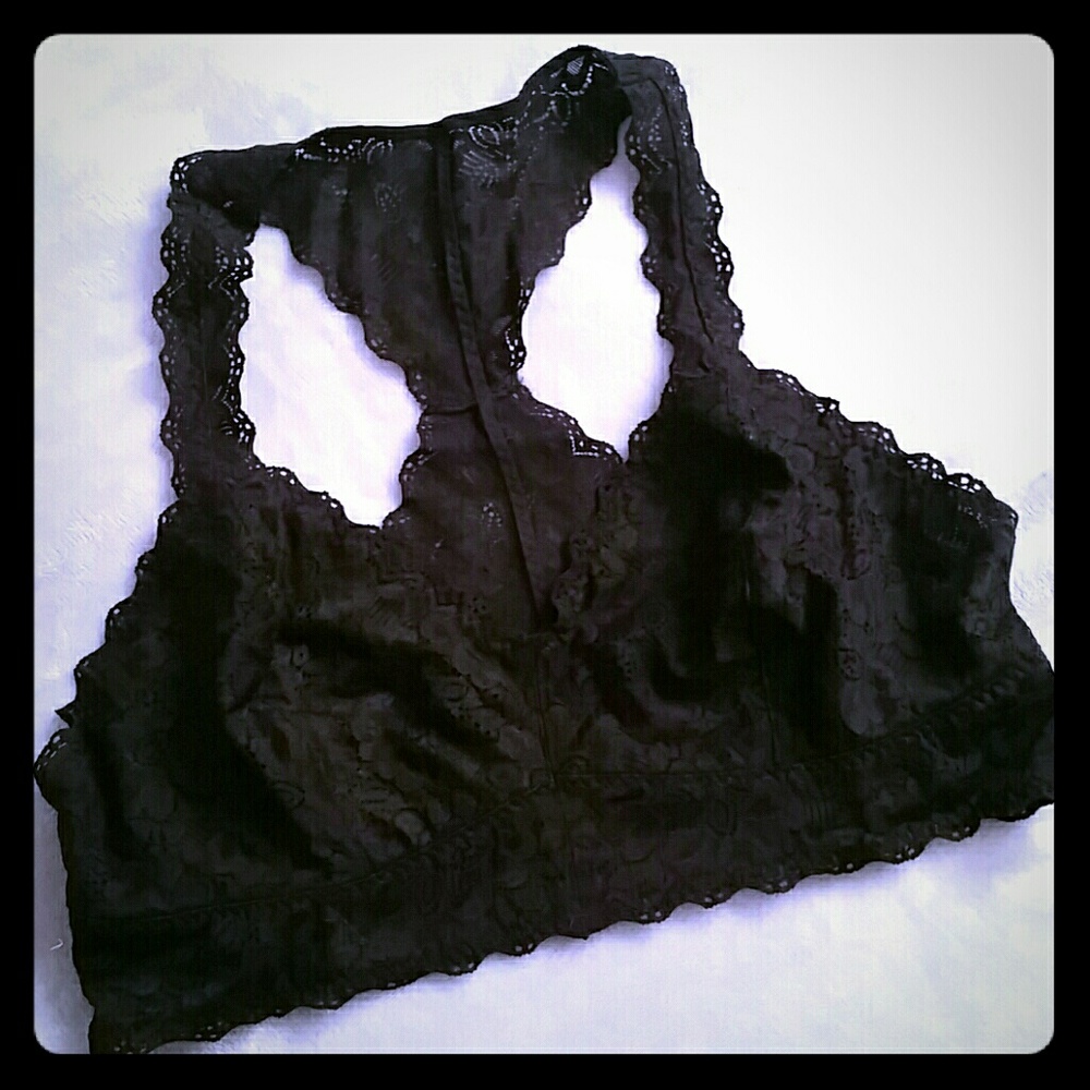 Black Lace Bralette - Picture 1 of 3